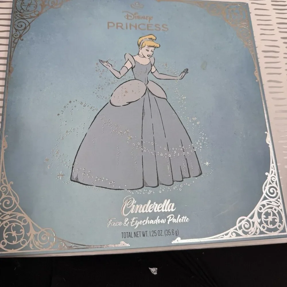 HUGE New Cinderella Disney Princess Face & Eyeshadow Palette 22 Shades w/Mirror